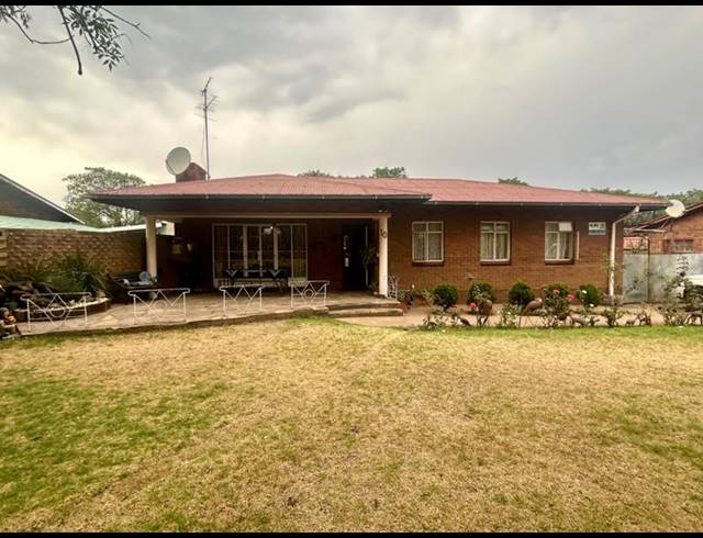 3 BEDROOM HOUSE FOR SALE IN VANDERBIJLPARK CW 5